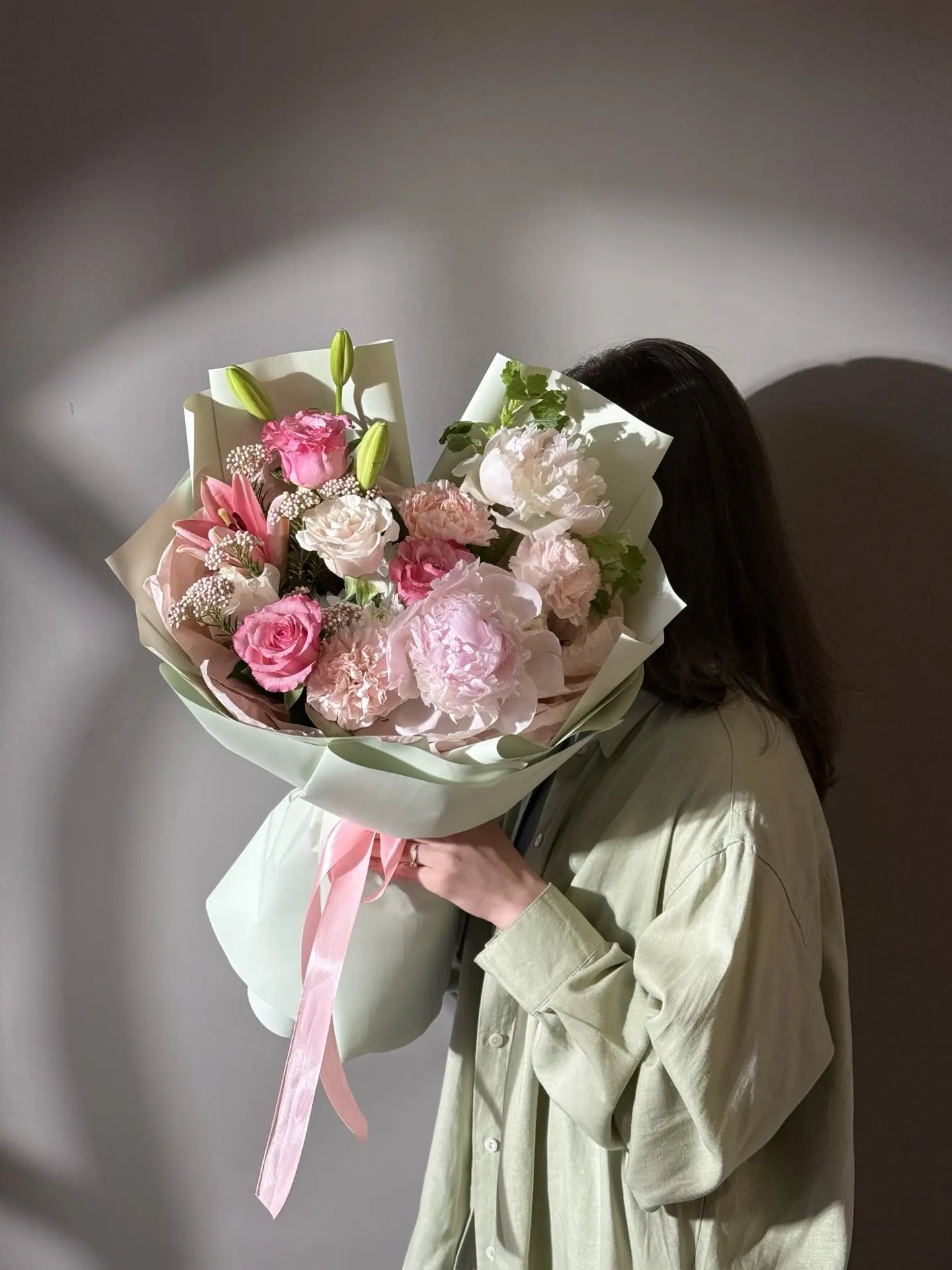 Букет с пионами и розами🌸